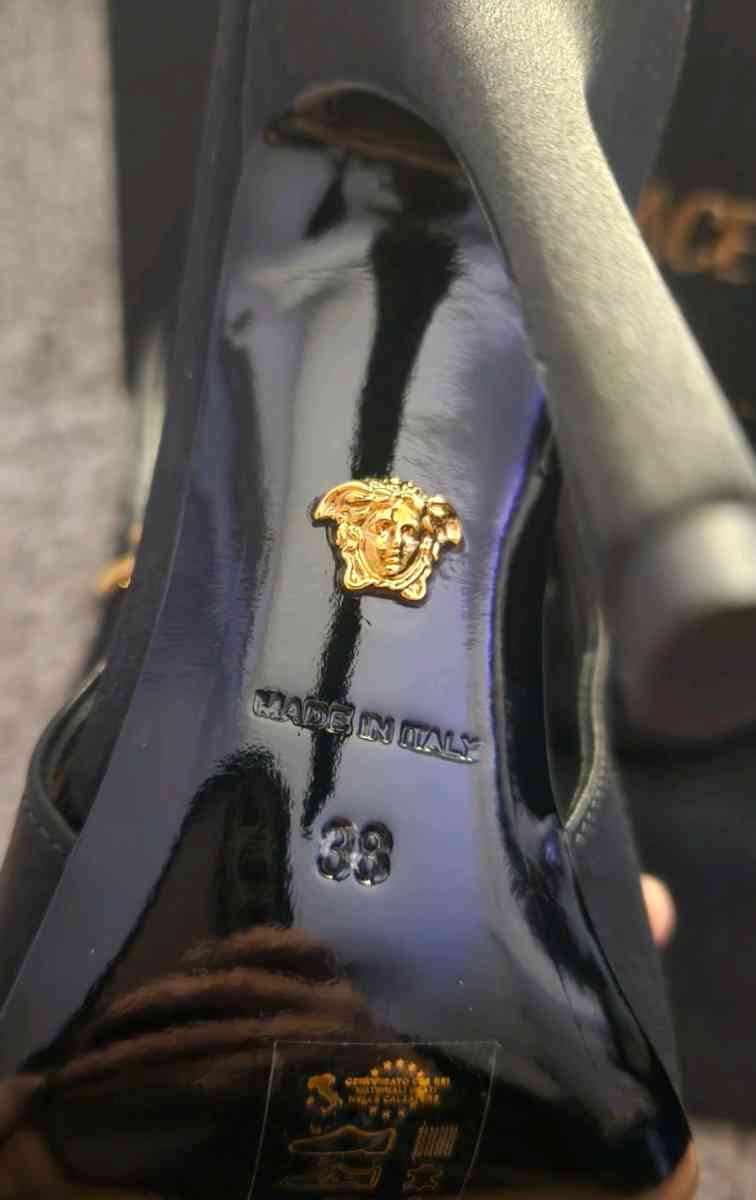 Versace Medusa 95 corset pumps - North Richland Hills, Texas - FleaMarketBay