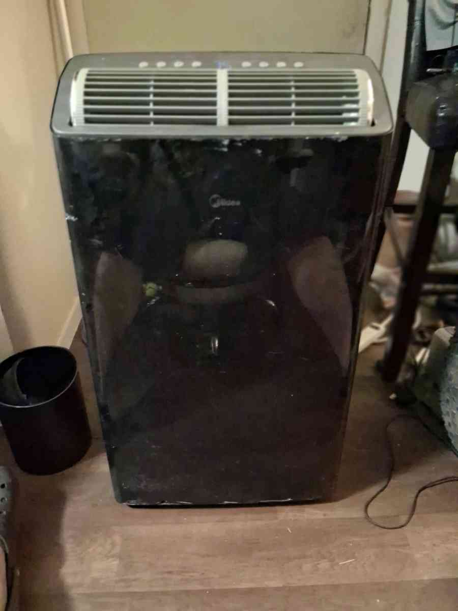 midea portable air conditioner on wheels