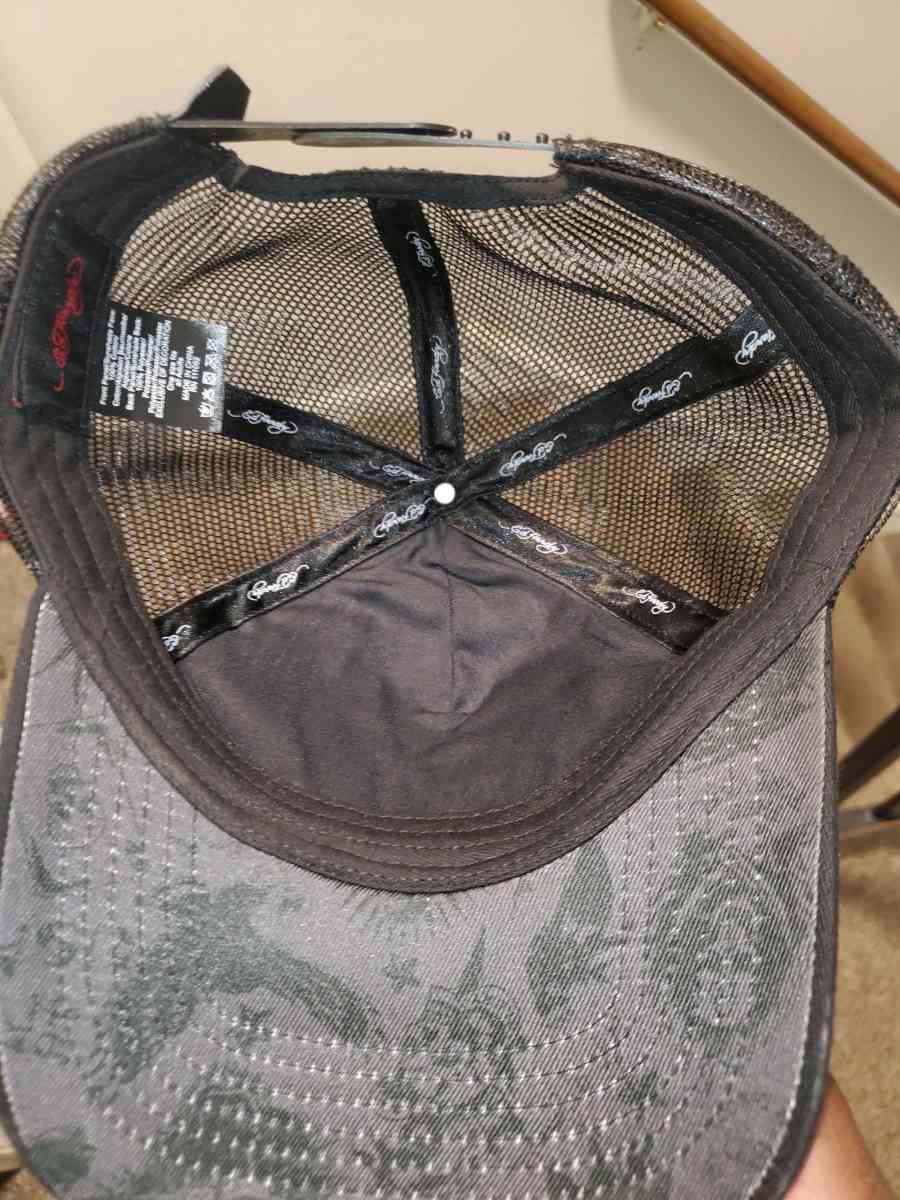Ed hardy black snapback cap - Chester, Virginia - FleaMarketBay