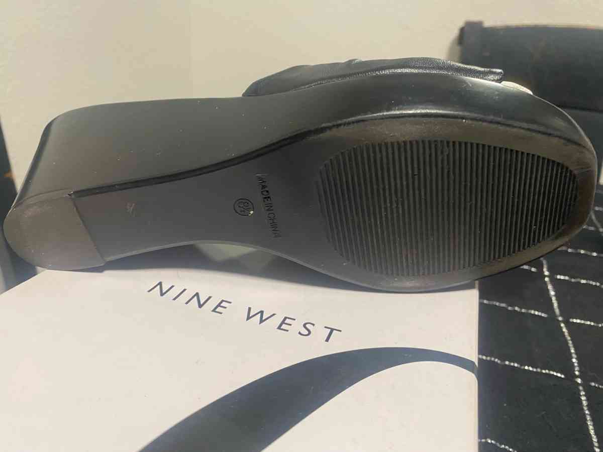 Nine West sandals - San Marcos, California - FleaMarketBay
