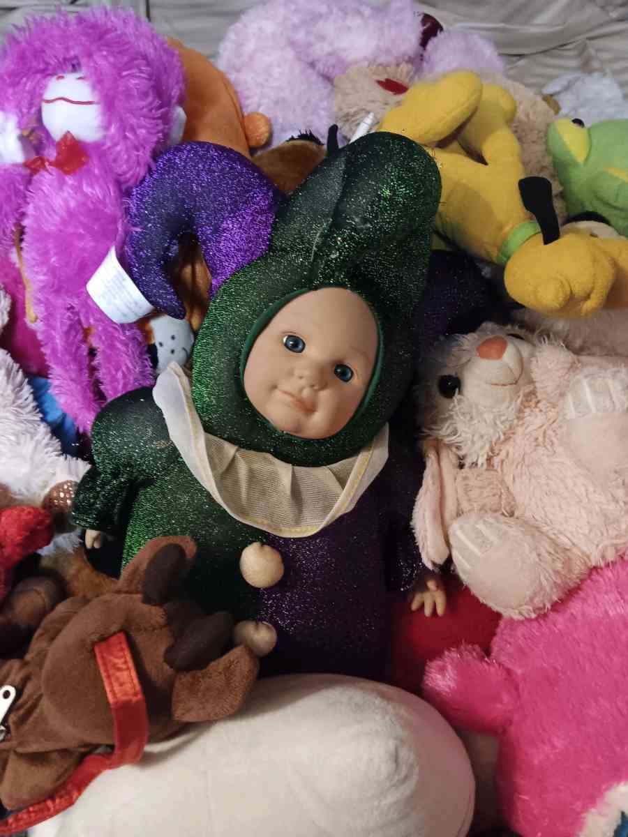 Stuff Animals - Mobile, Alabama - FleaMarketBay