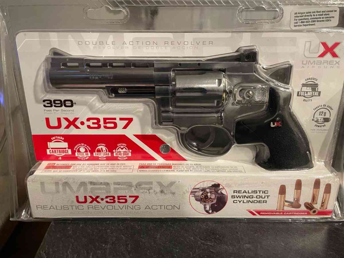 UX357 Brand new never opened realistic - Abiquiu, New Mexico - FleaMarketBay