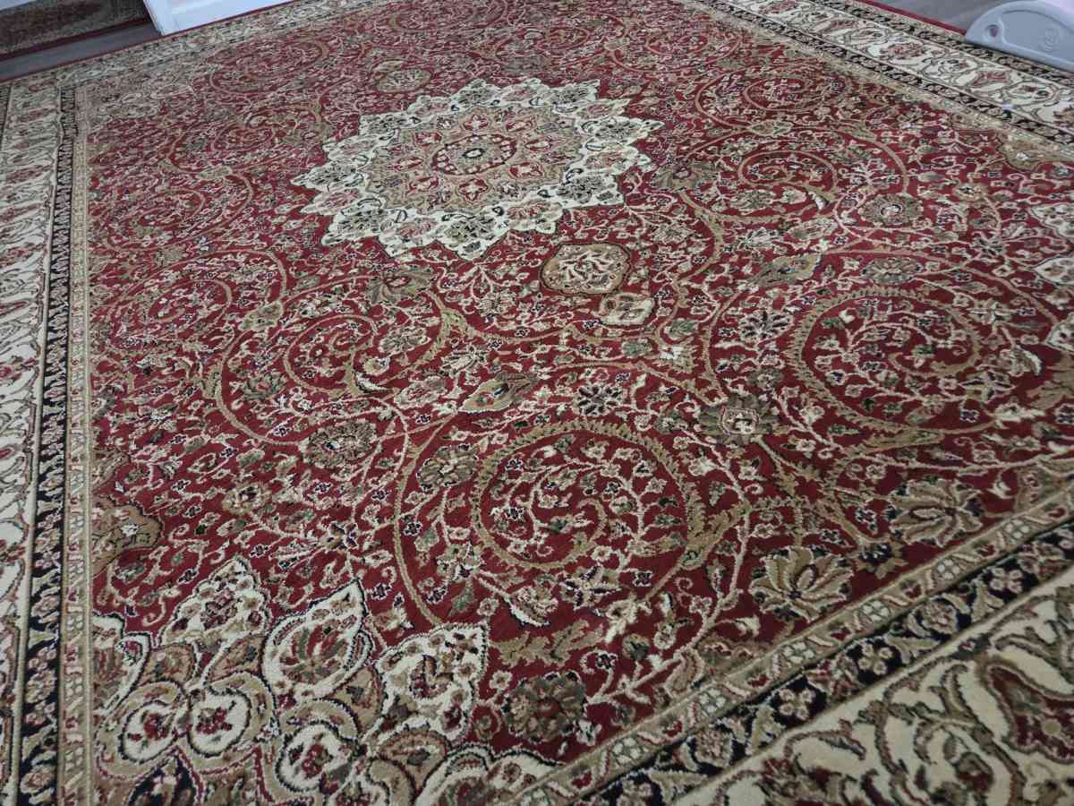 Elegance Persian Weavers Rug - Glendale, Arizona - FleaMarketBay