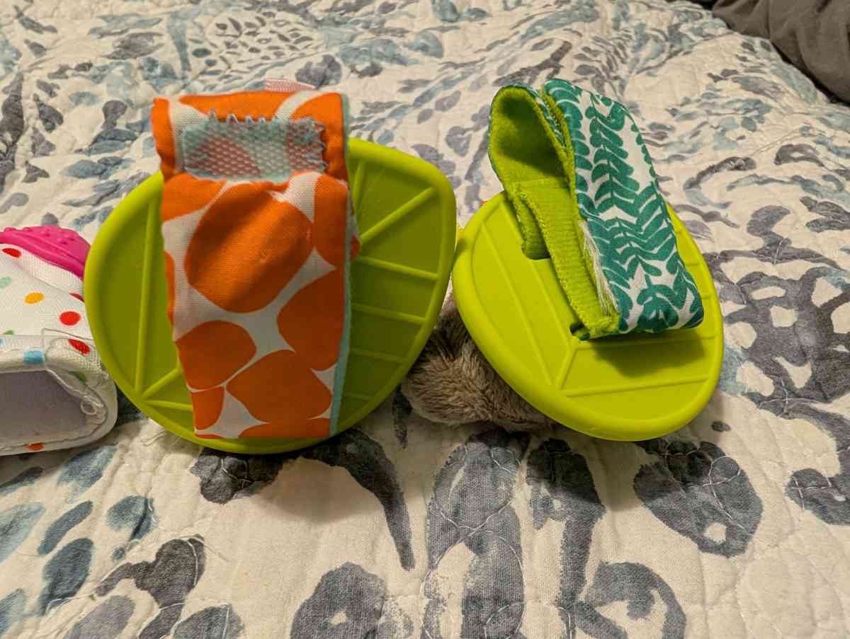 Teething toys - Savannah, Georgia - FleaMarketBay