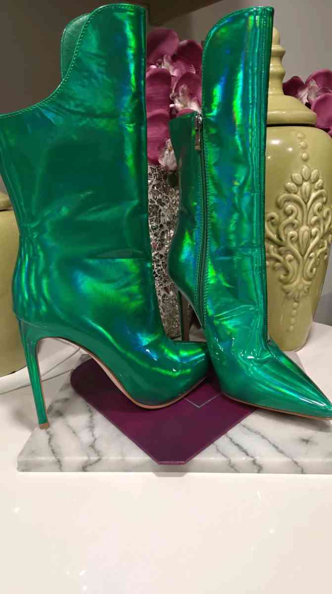 AZALEA WANG - San Diego, California