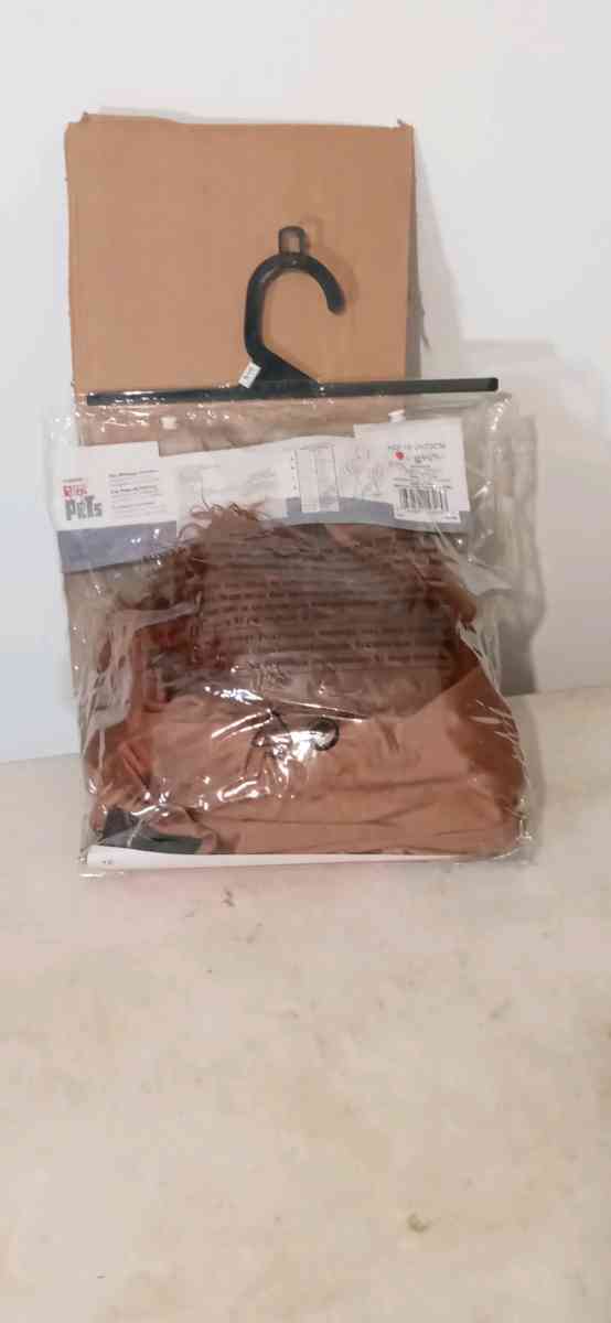 3T Halloween Costume Duke - Dane, Wisconsin - FleaMarketBay