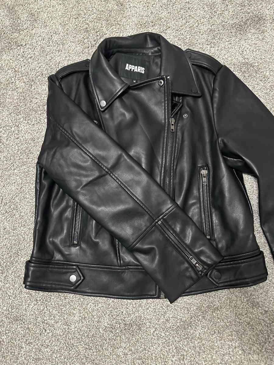 leather jacket - Oak Lawn, Illinois