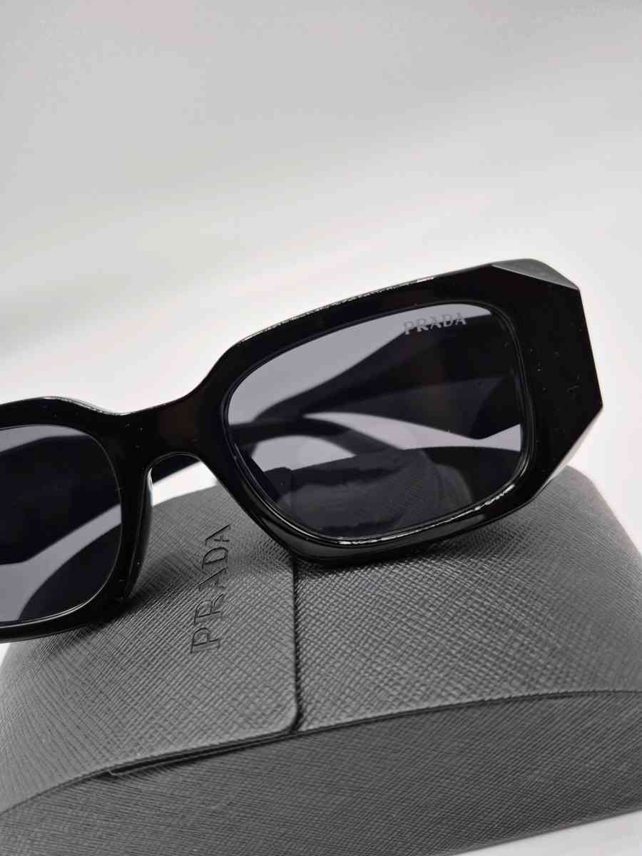 Black Prada sunglasses - Los Angeles, California - FleaMarketBay