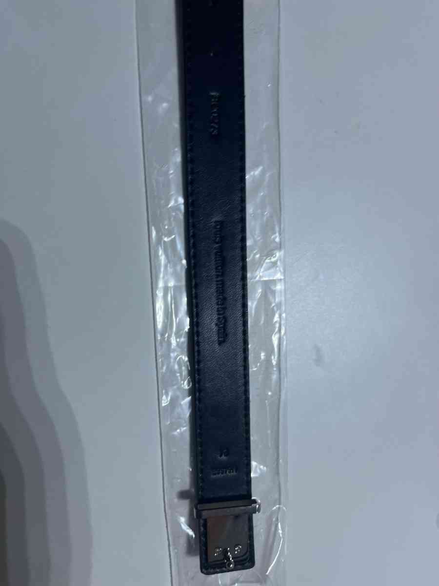 lv slim bracelet size 21 - New York, New York - FleaMarketBay