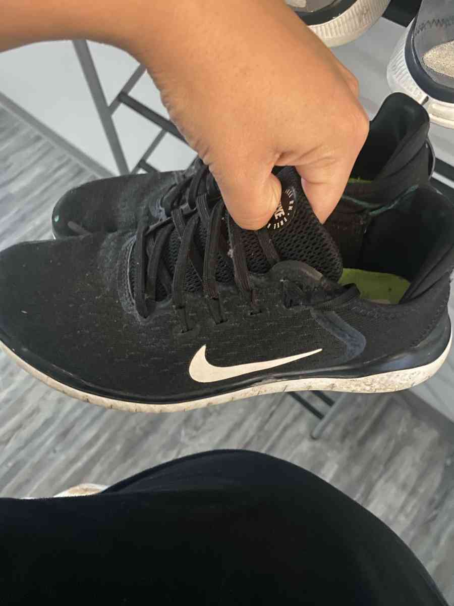 Nike shoes - Edinburg, Texas