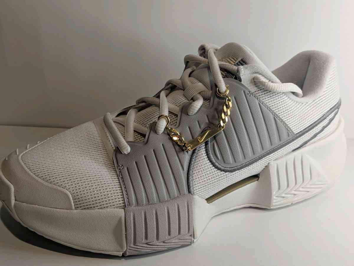 Nike GP Challenger pro - Avondale Estates, Georgia - FleaMarketBay