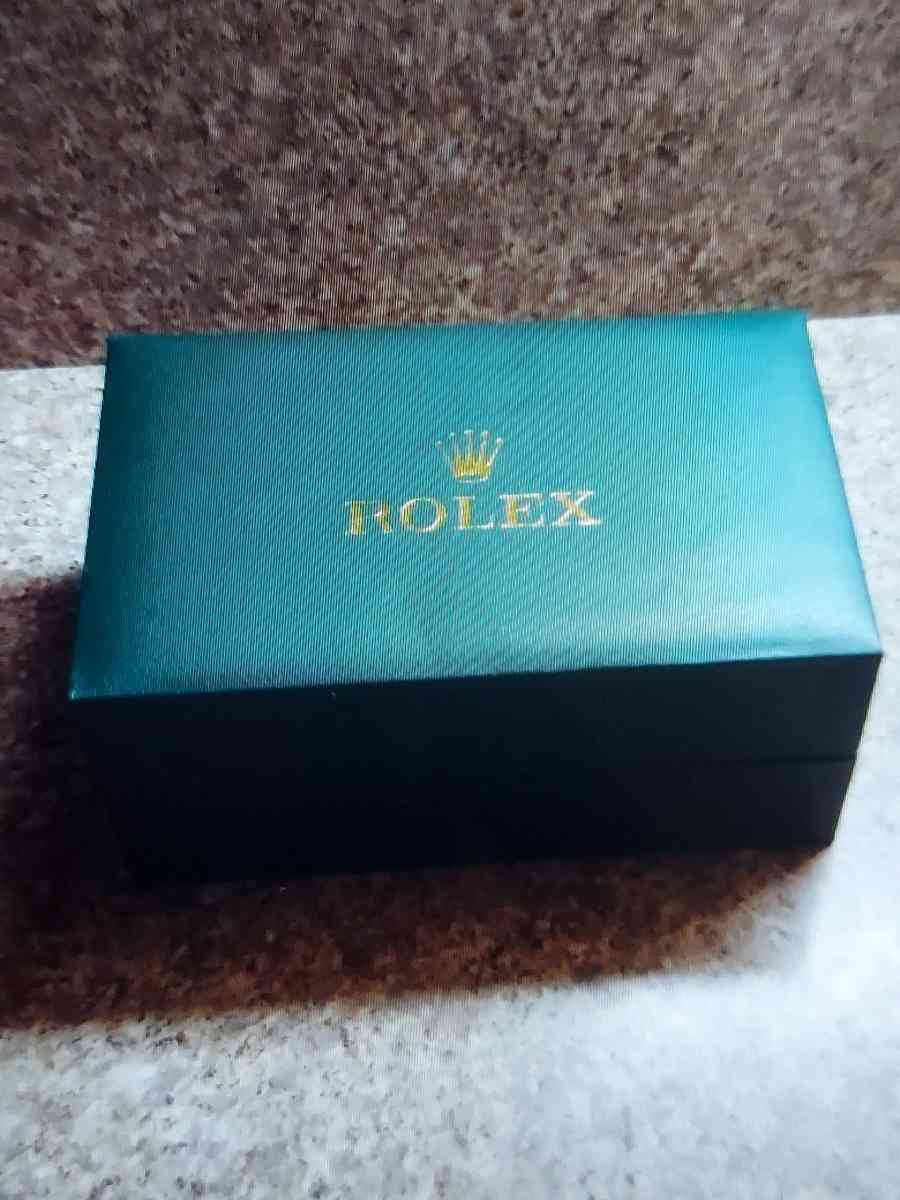 NEW FASHION GIFTS SET WITH ORIGINAL BOX - Brooklyn, New York - FleaMarketBay