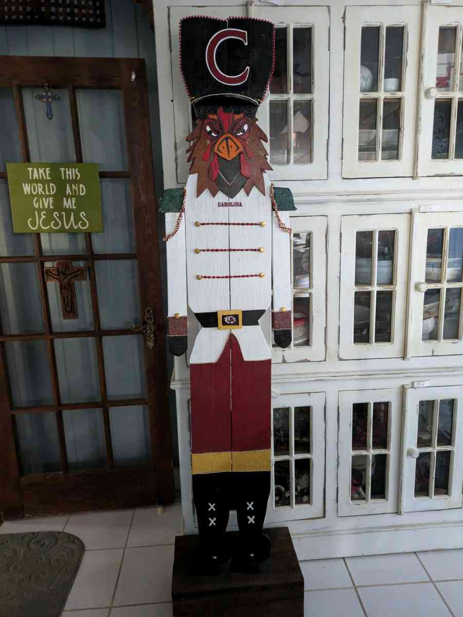 handmade football team nutcrackers - Spartanburg, South Carolina - FleaMarketBay