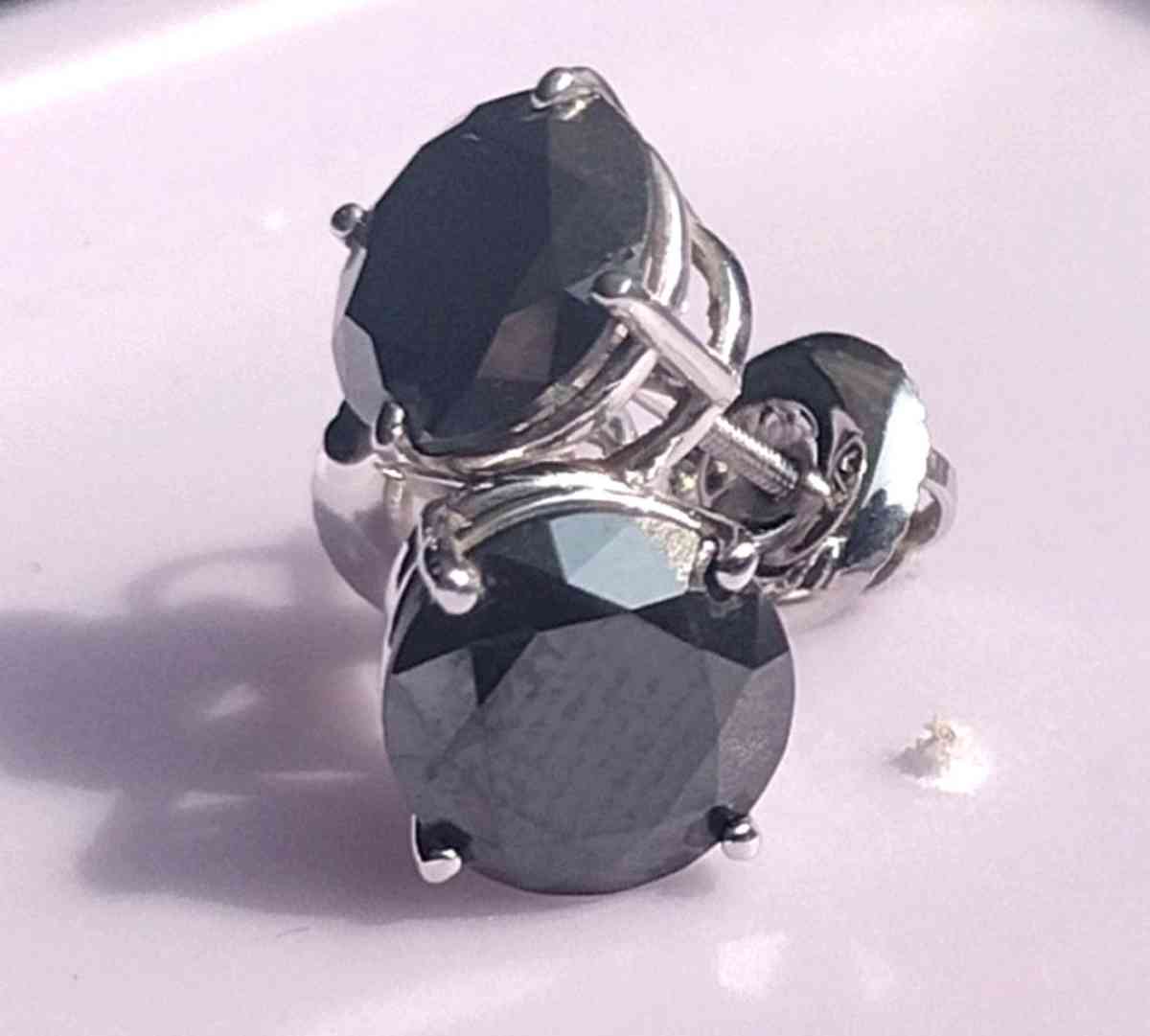 3carat Certified Natural Black Diamond Stud 14k White Gold - Macomb, Michigan