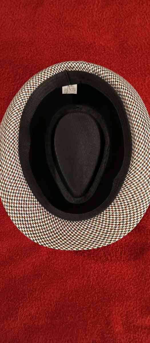 New Hat - San Antonio, Texas - FleaMarketBay