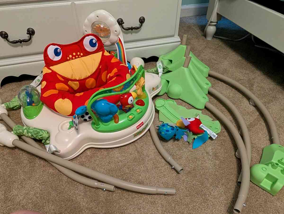 Fisher Price Rainforest Jumperoo Baby Bouncer - Savannah, Georgia - FleaMarketBay