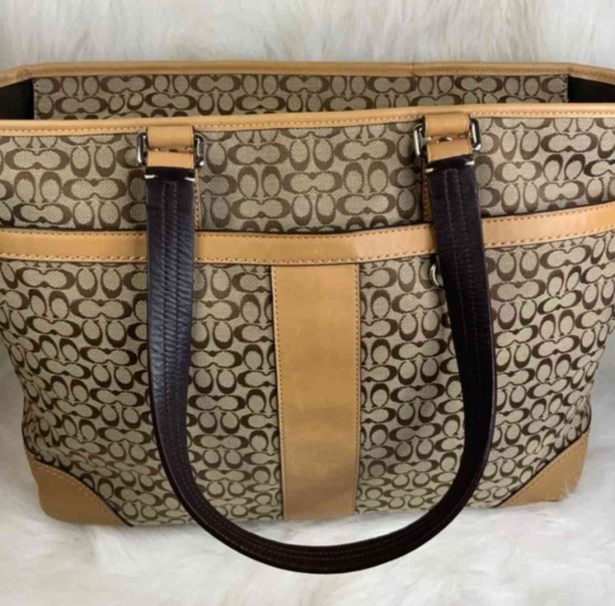 coach handbag - Denver, Colorado - FleaMarketBay