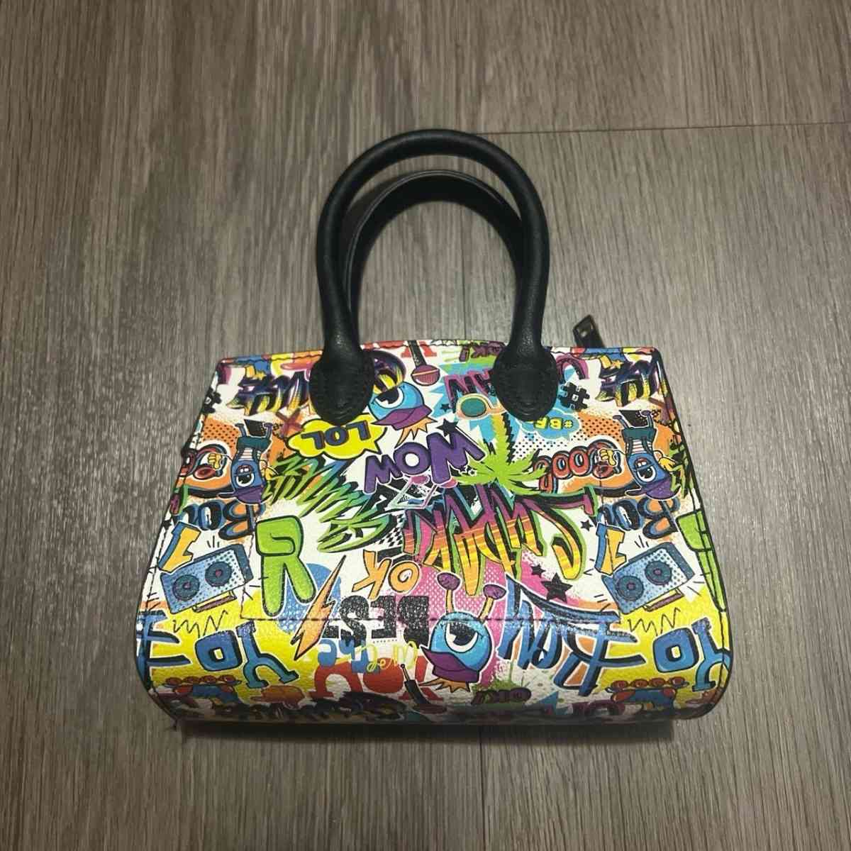 purse - Hazleton, Pennsylvania - FleaMarketBay