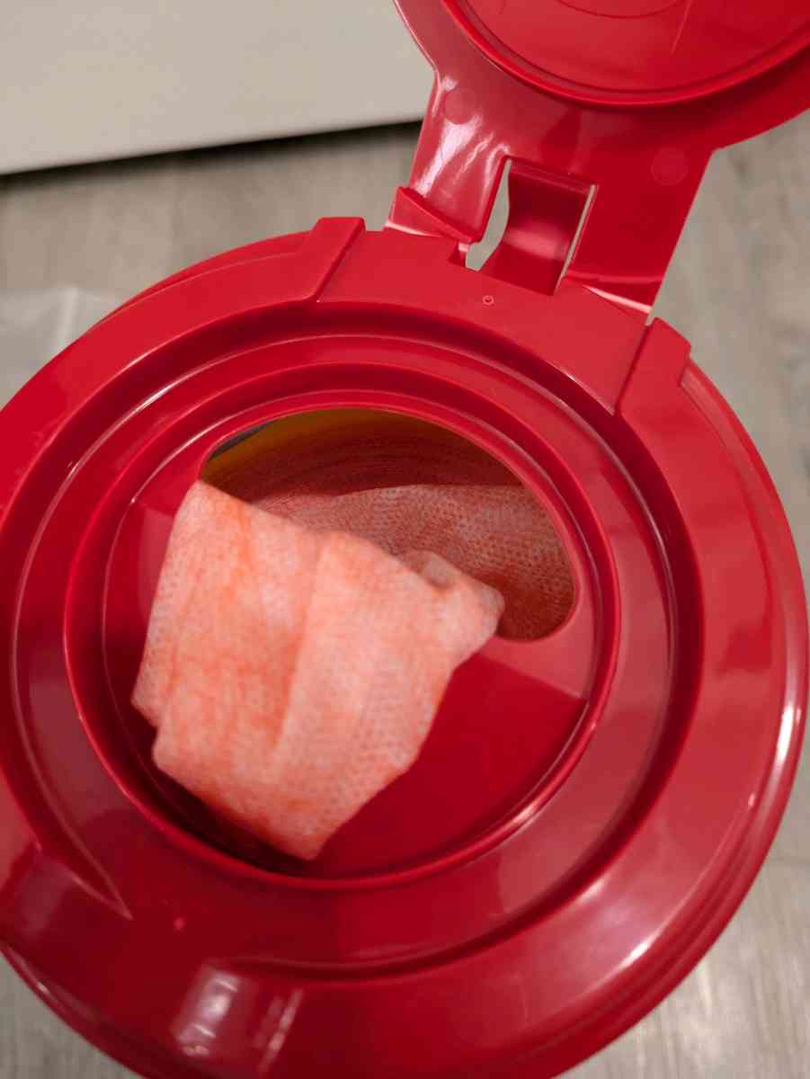 Big Wipes Heavy Duty Pro - Chicago, Illinois - FleaMarketBay