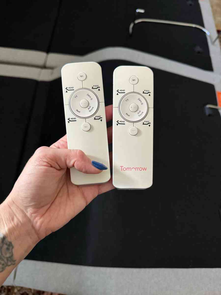 California King split adjustable base - Seminole, Florida - FleaMarketBay