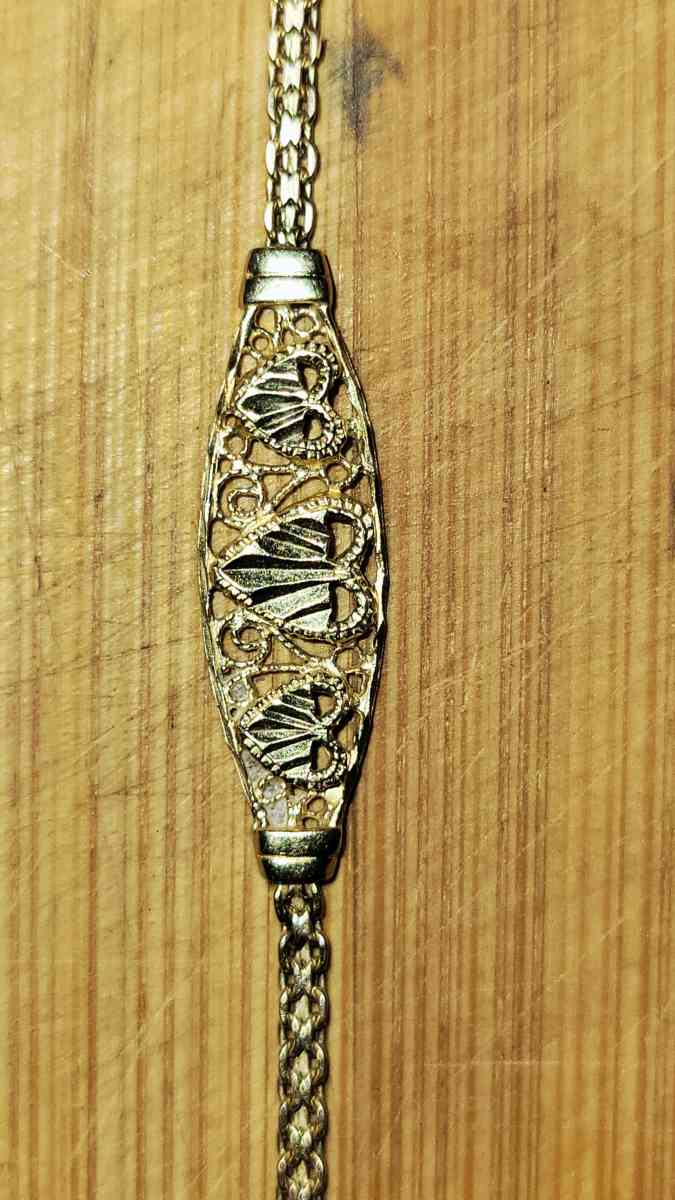 14kt Bracelet Diamond engraved Hearts - Flagstaff, Arizona - FleaMarketBay