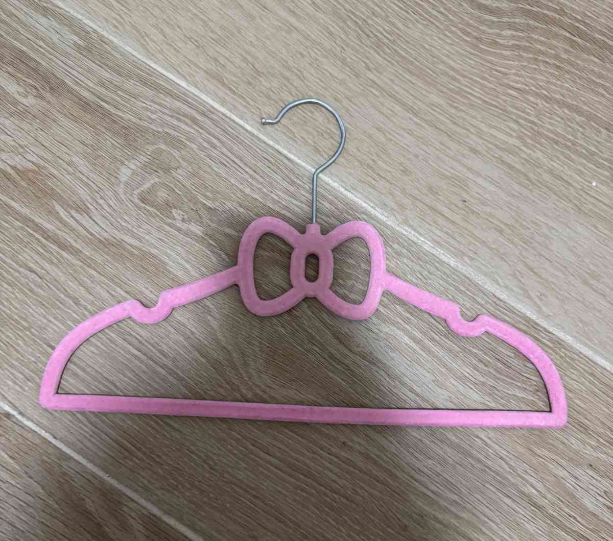 Pink Hanger w Bow - Mesa, Arizona