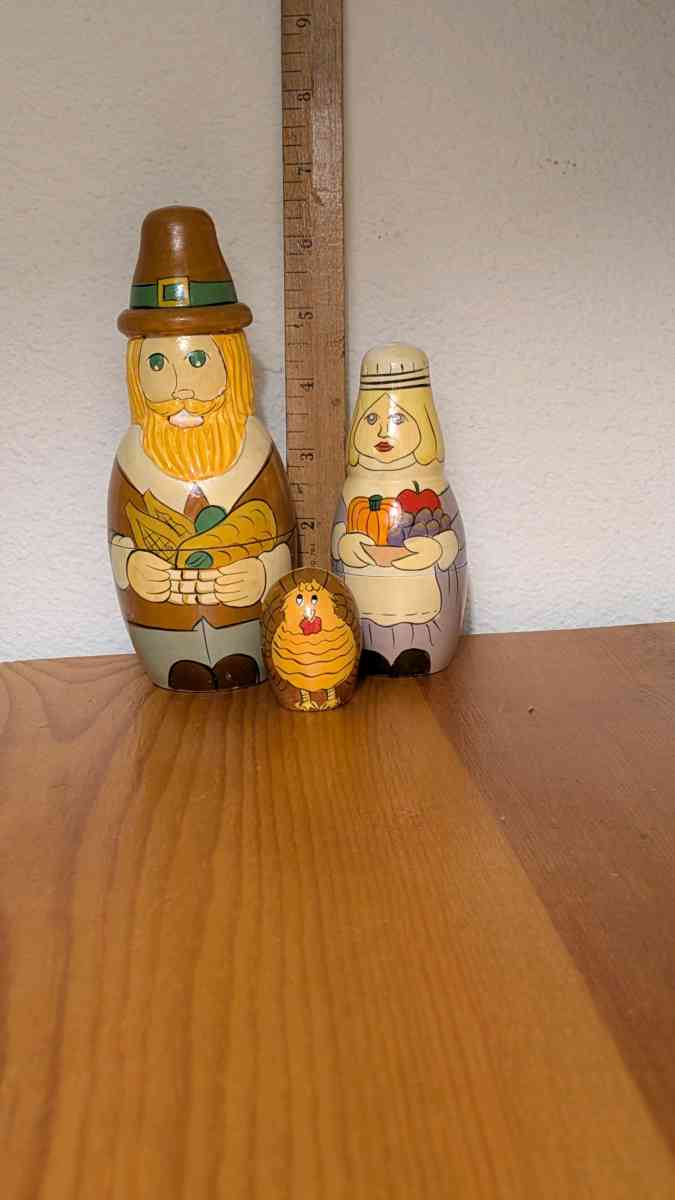 Thanksgiving Pilgrim Wooden Nesting Doll set 3 hand painted - Phoenix, Arizona - FleaMarketBay