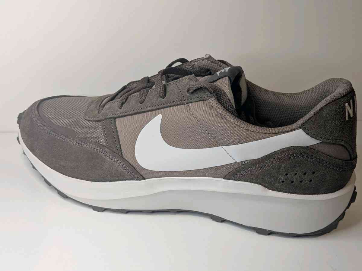 Nike 1972 - Avondale Estates, Georgia - FleaMarketBay