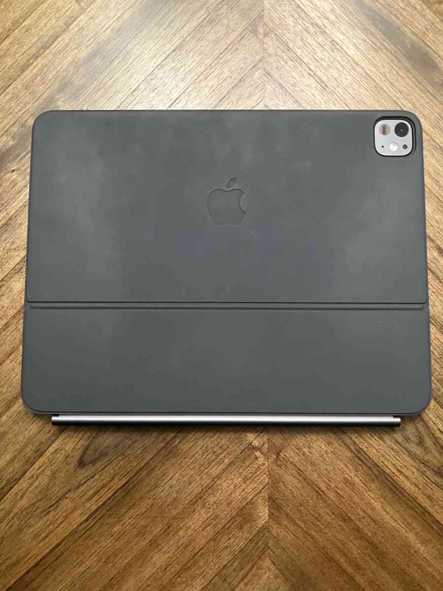 Unlocked 2024 IPad Pro M4 13 Inch 256GB WiFi Only - Hesperia, California - FleaMarketBay