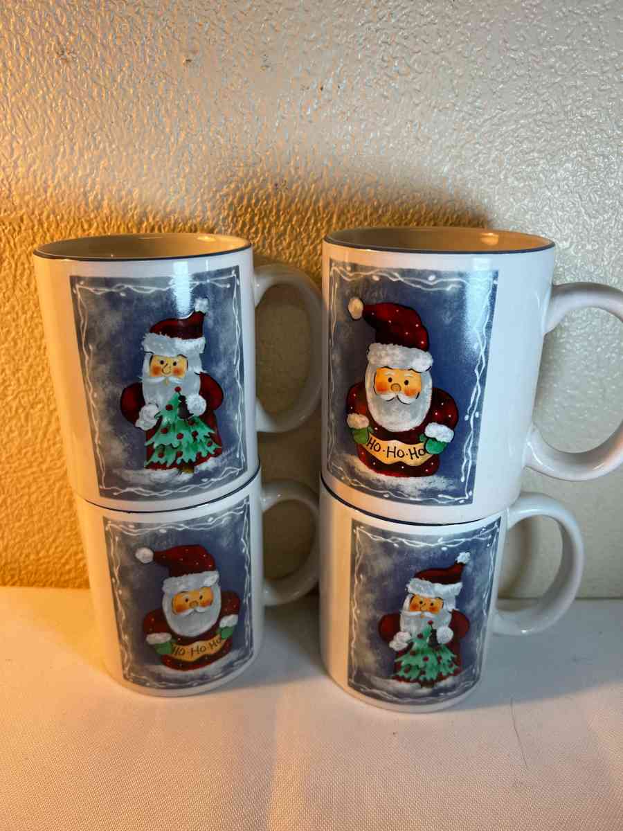 Christmas mugs set of 4 - Camp Verde, Arizona