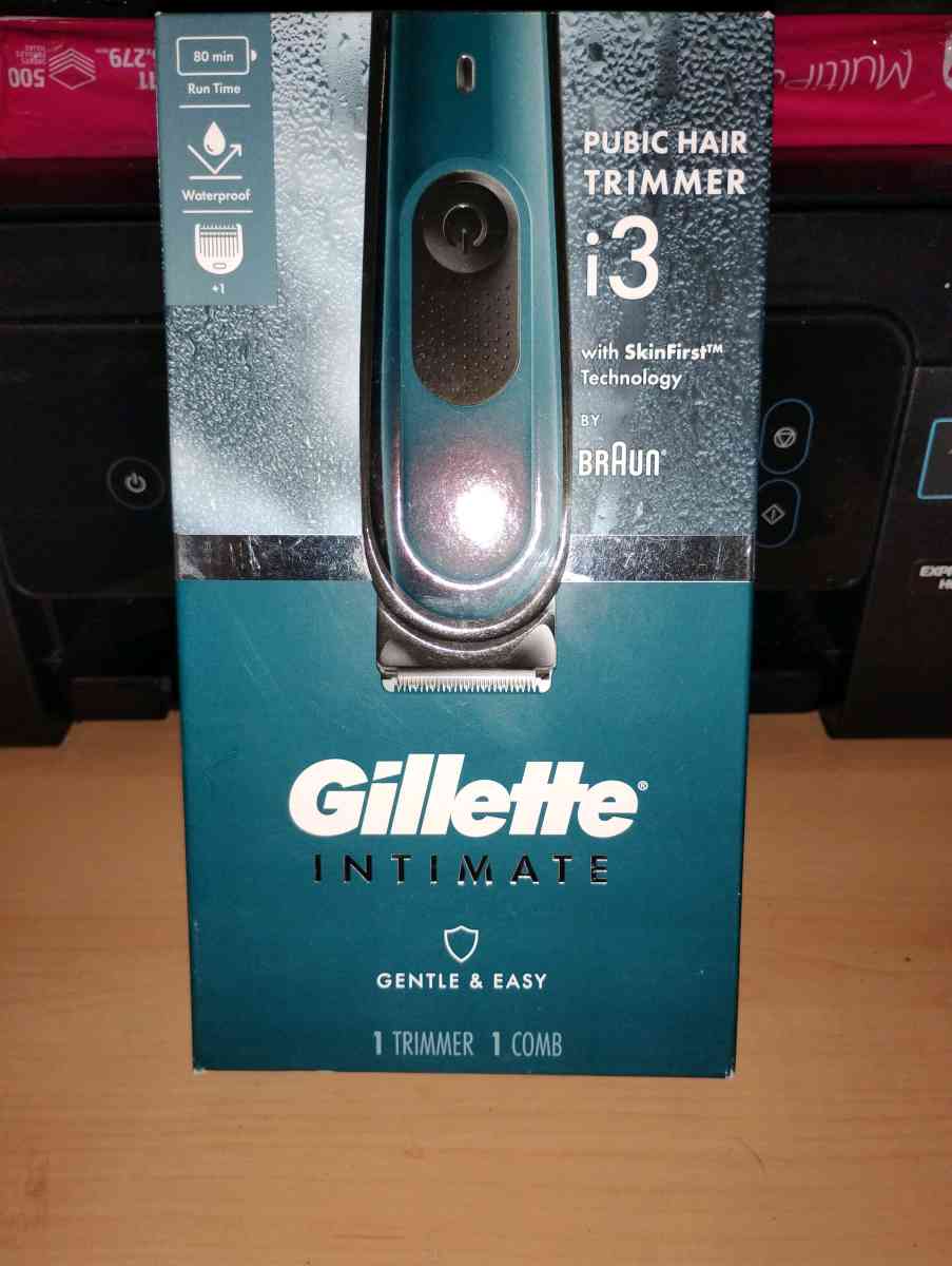 GILETTE OUBIC HAIR TRIMMERRS 2 TRIMMERS - New Castle, Indiana - FleaMarketBay