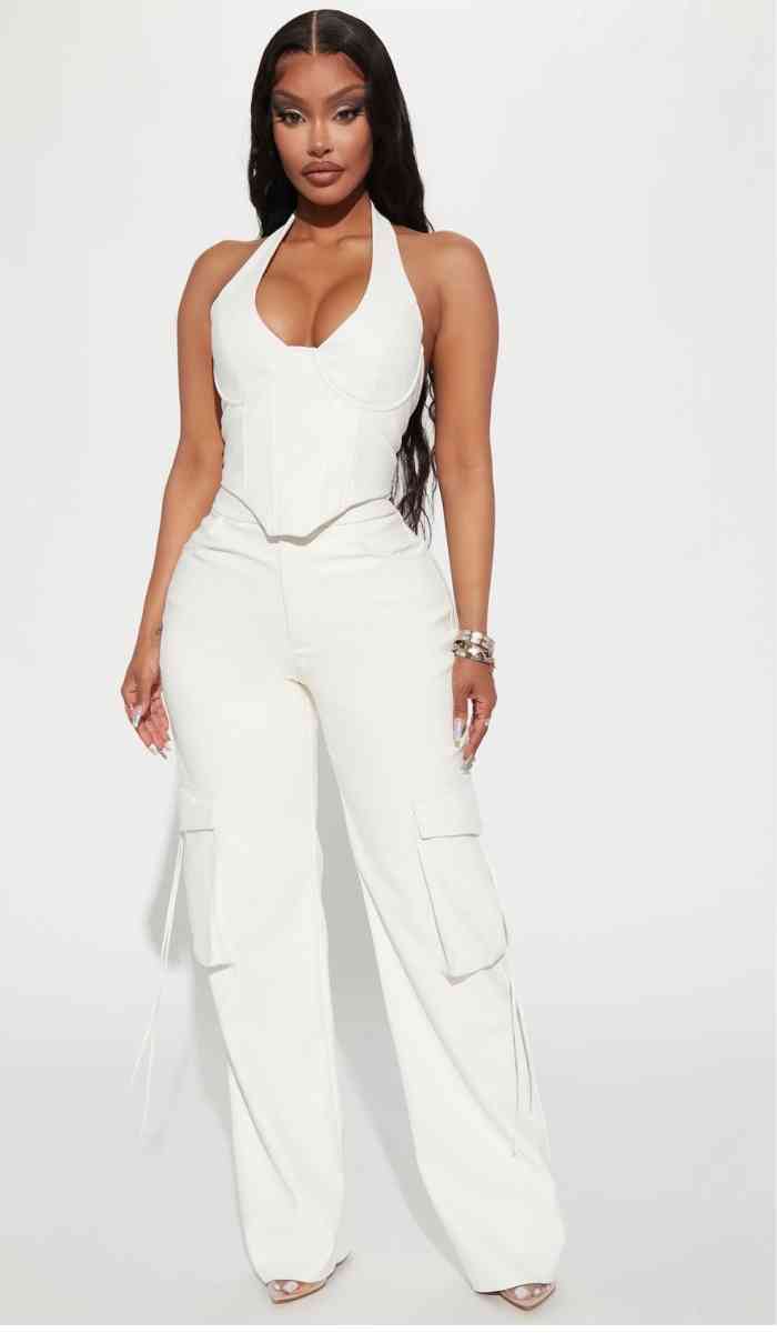 Fashion Nova white set - Trenton, New Jersey - FleaMarketBay