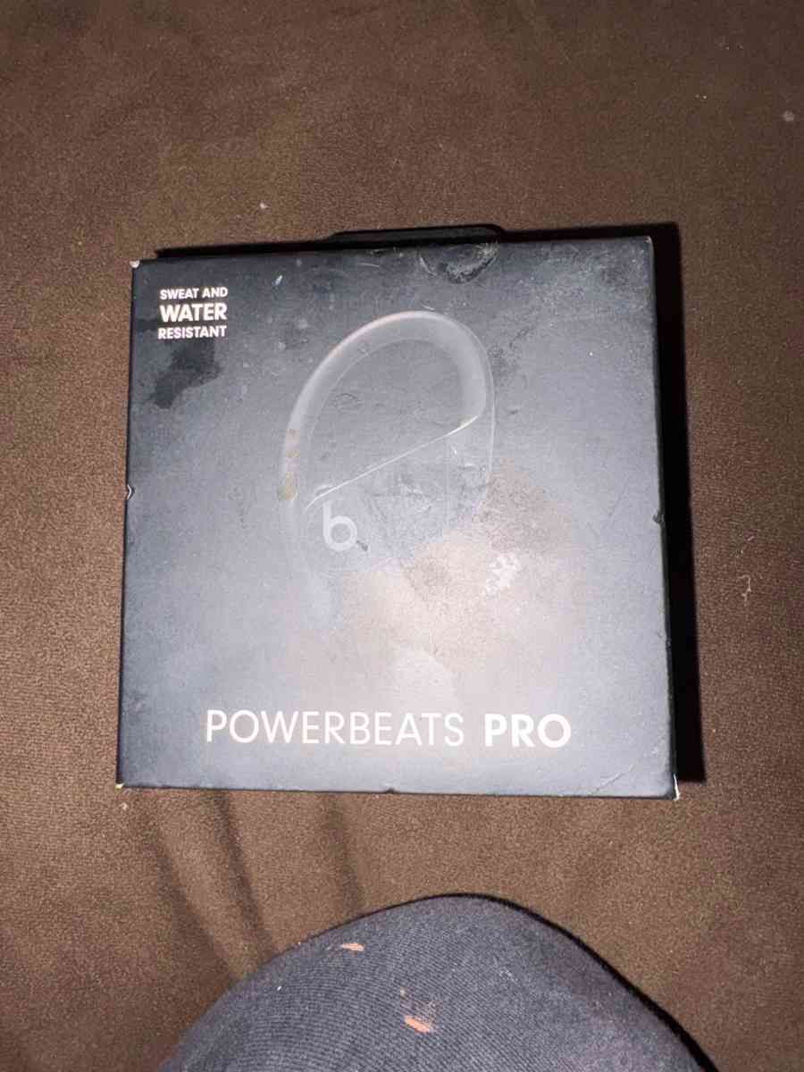 Powerbeats pro headphones
