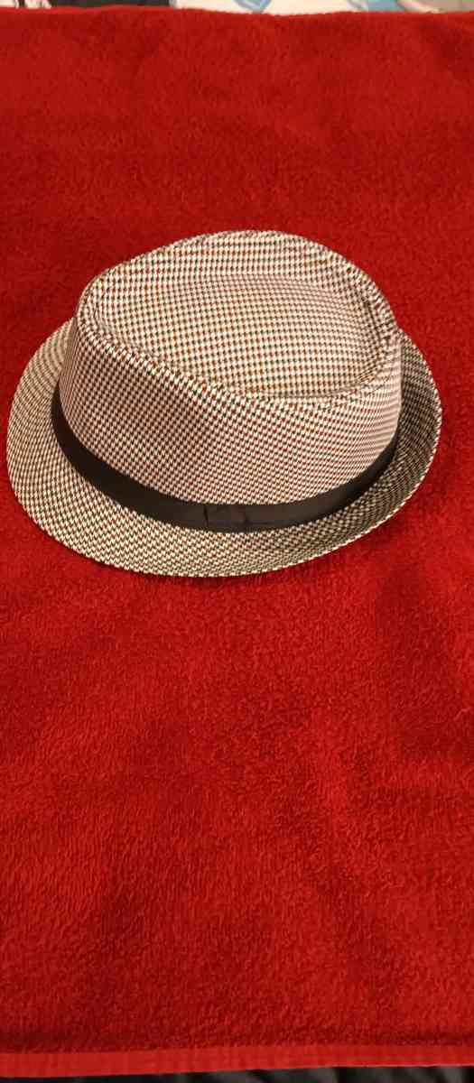 New Hat - San Antonio, Texas - FleaMarketBay