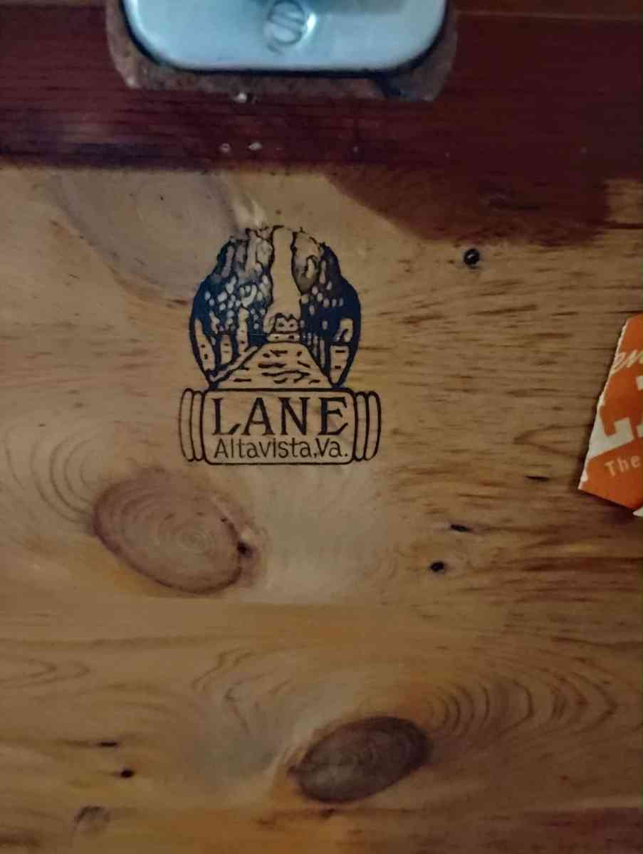 cedar hope chest trunk - Gresham, Oregon - FleaMarketBay