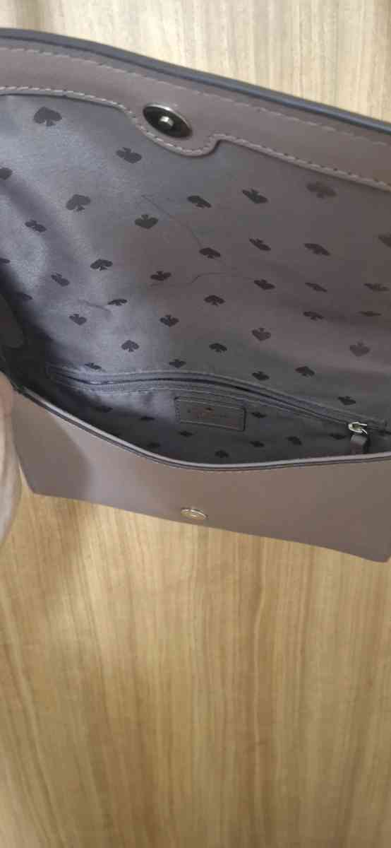 Kate Spade New York Cove Street Dody Crossbody - La Marque, Texas - FleaMarketBay