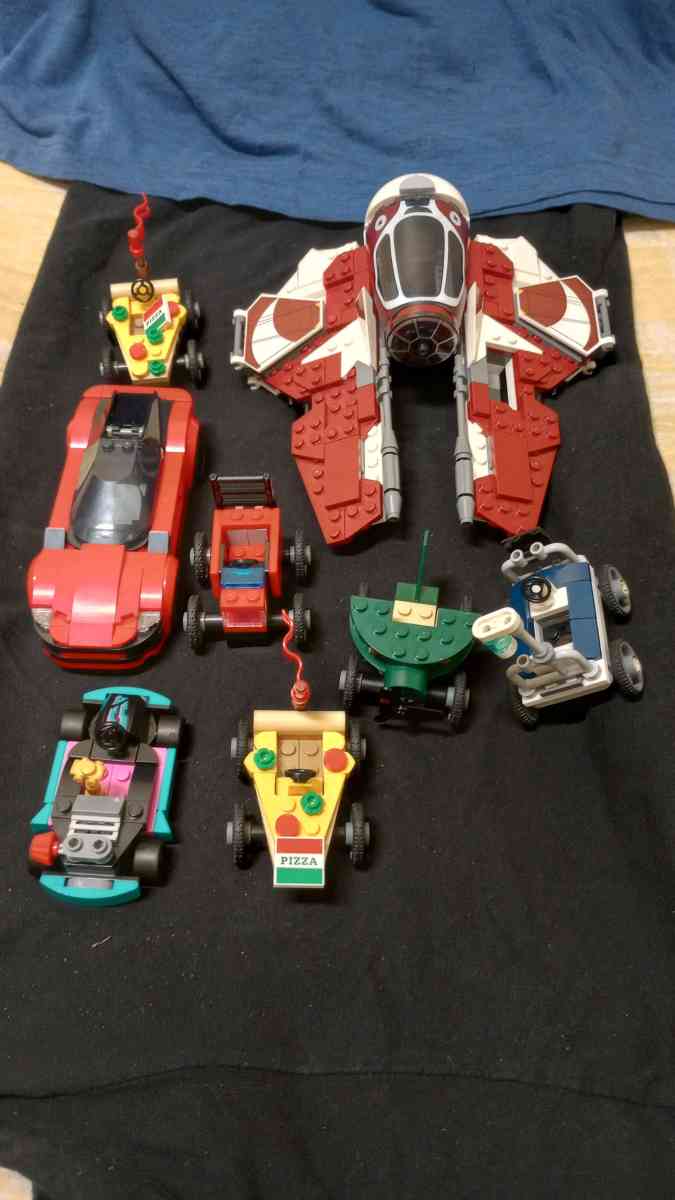 lego set figure - Fort Lauderdale, Florida - FleaMarketBay