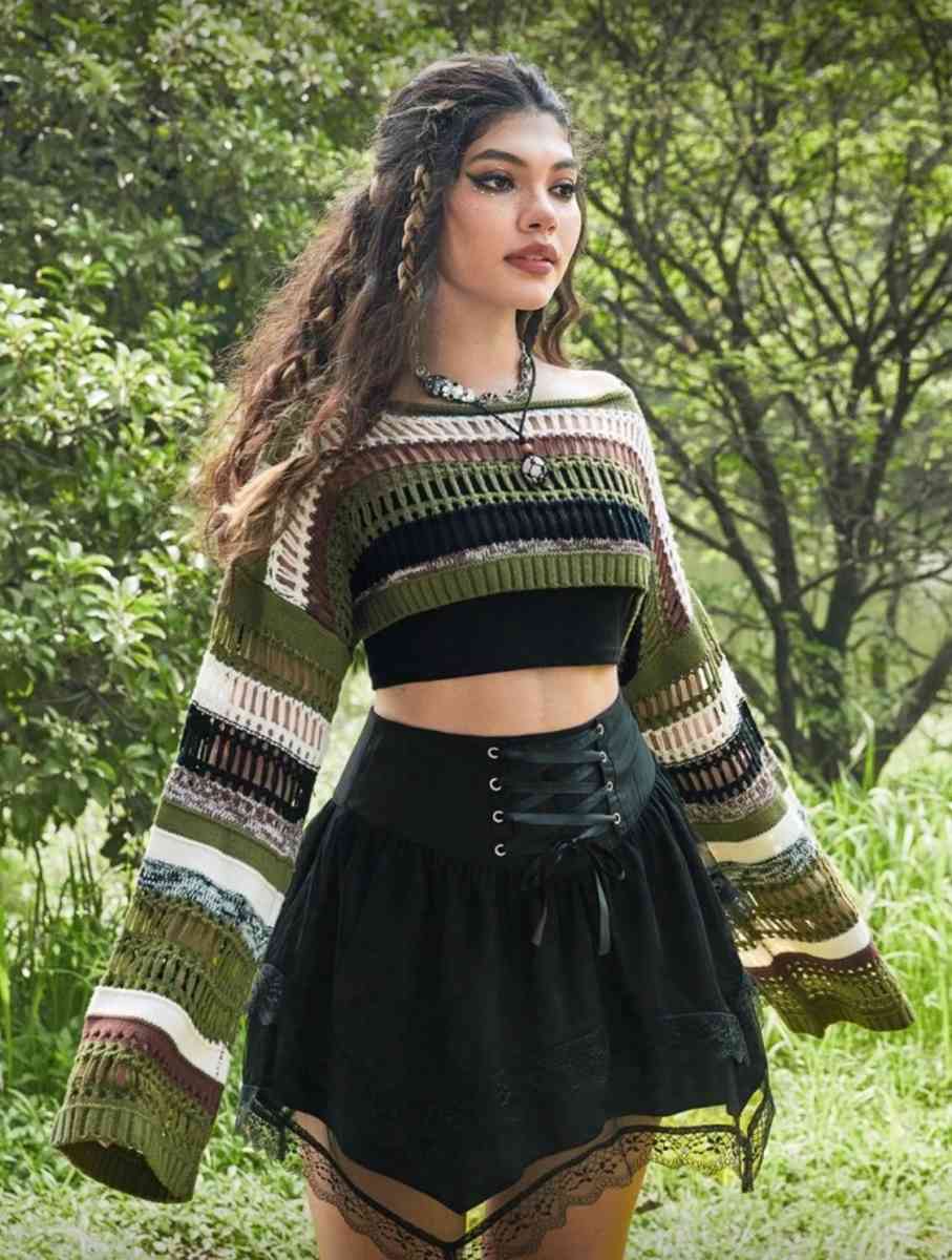 Striped Knit Bell Sleeve Crop Top size small