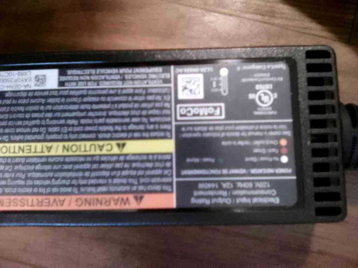 electric Ford hybrid charger - Hamilton, Ohio - FleaMarketBay