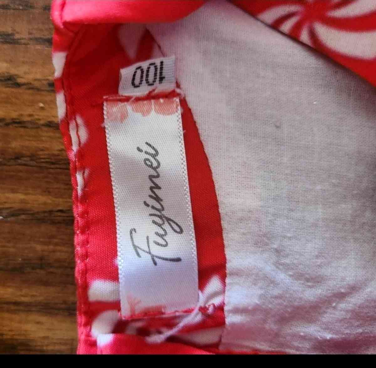 Girl Red and white christmas dress - Savannah, Georgia - FleaMarketBay