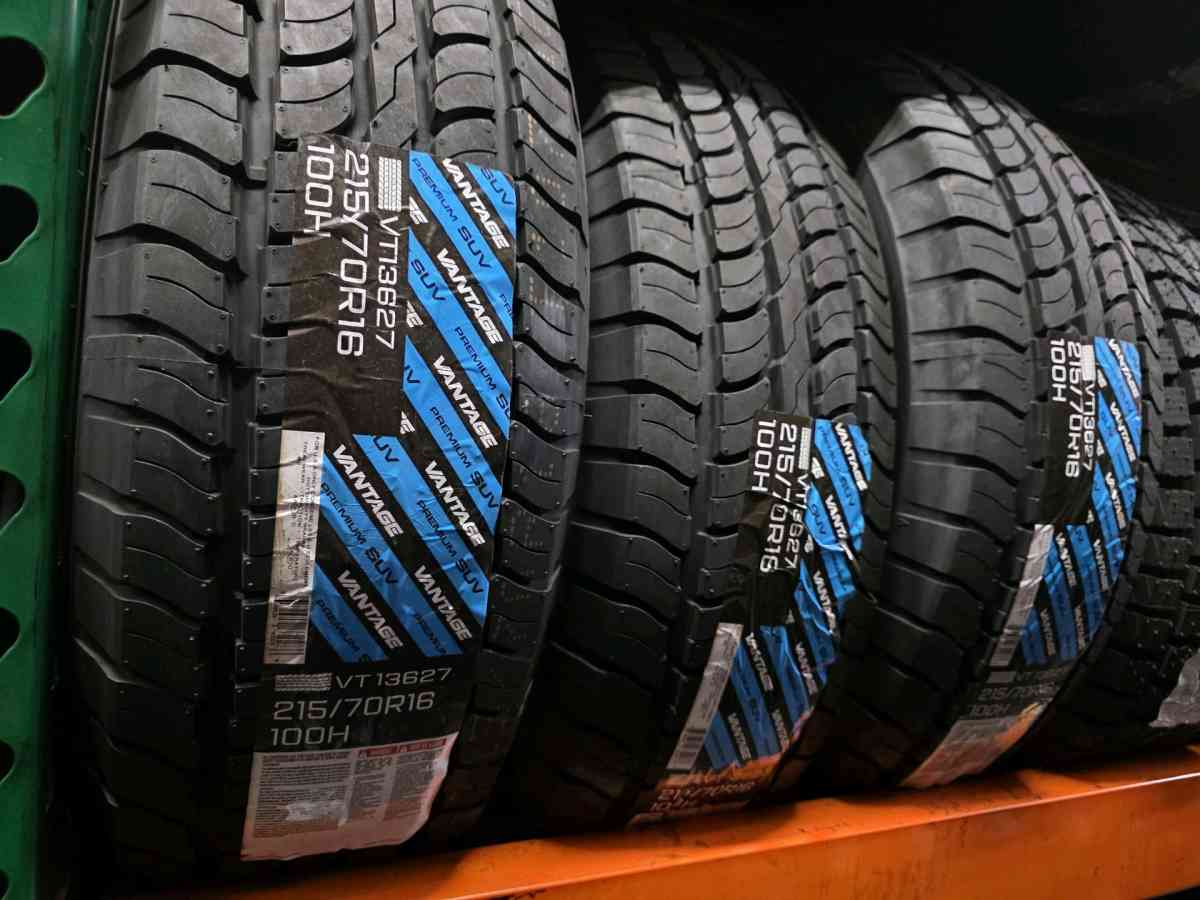 Vantage Premium SUV Tires 21570R16 100H - Los Angeles, California