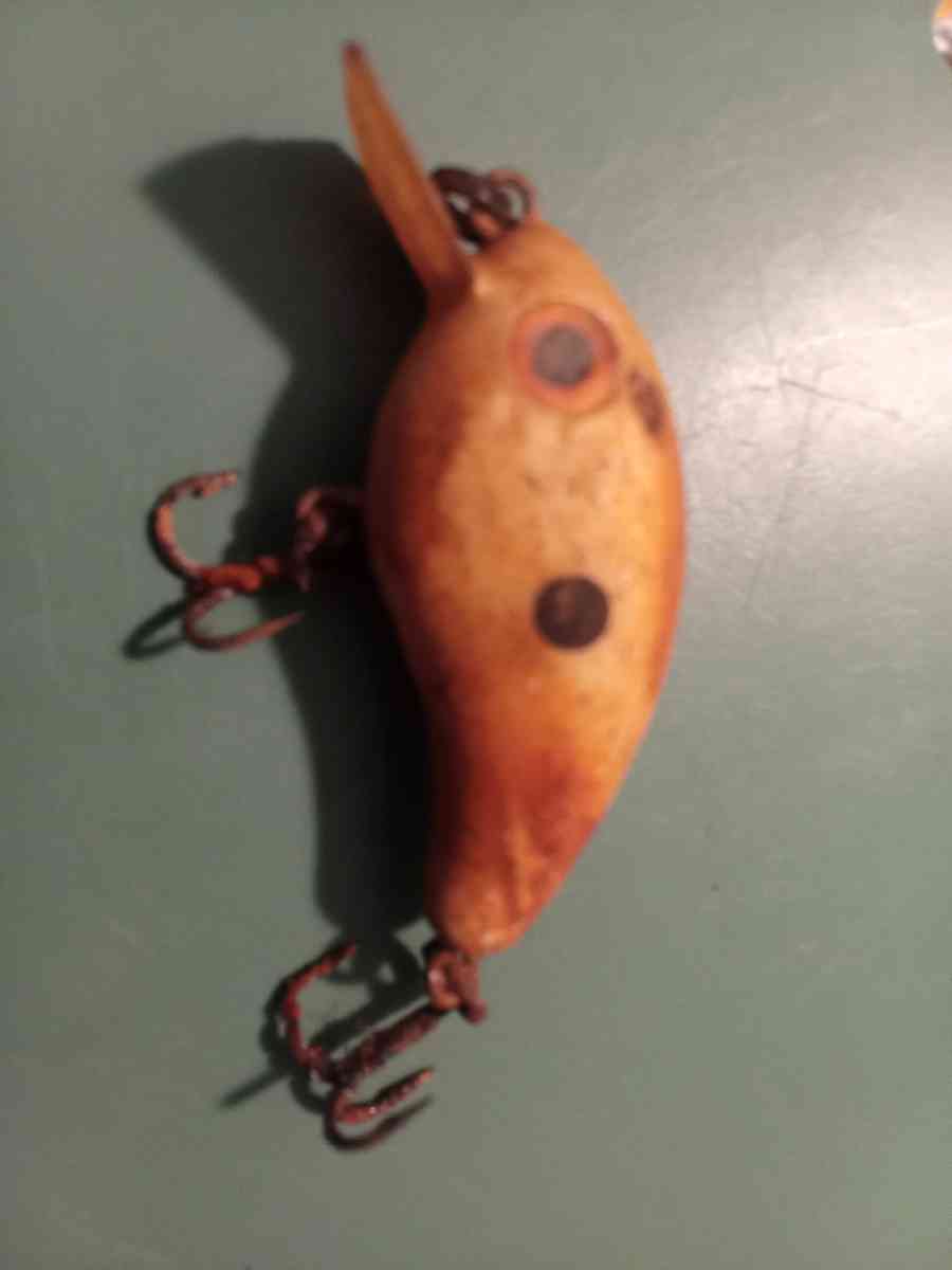 1920s era wooden fishing lure - Atoka, Tennessee - FleaMarketBay