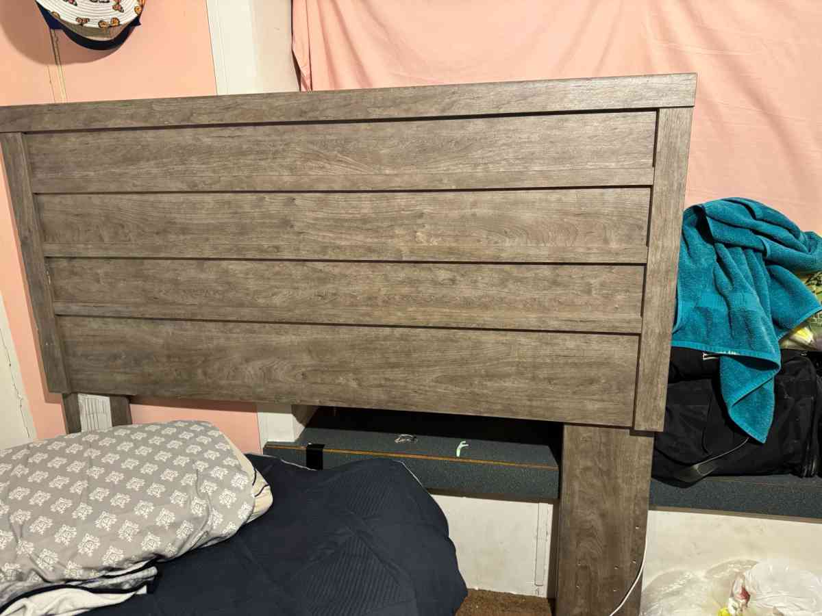 queen dresser set - San Antonio, Texas - FleaMarketBay