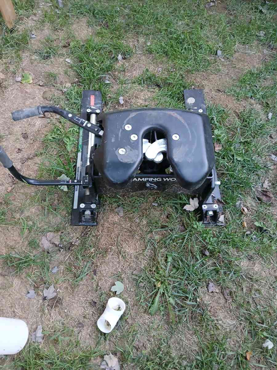 Sliding Fifth Wheel Hitch by Camping World - Louisville, Kentucky
