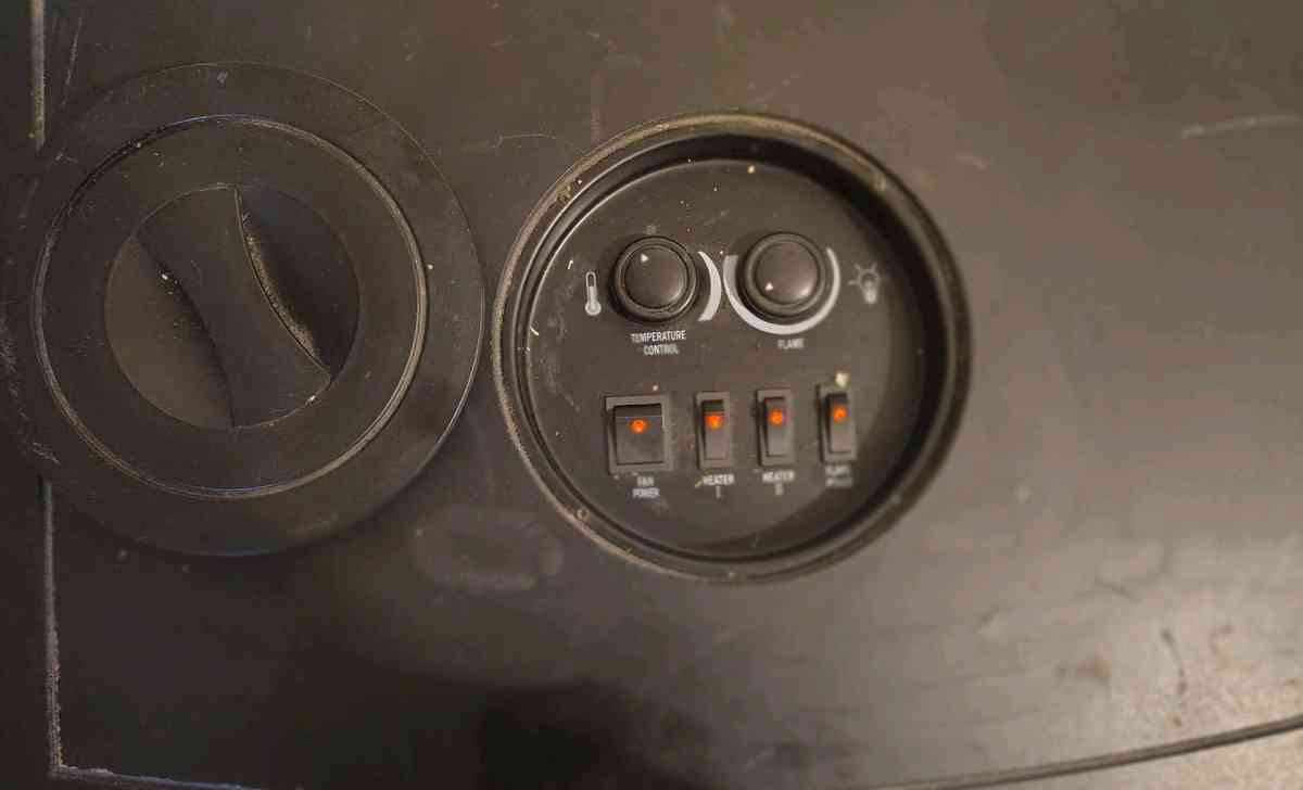 electric fireplace - Summitville, Ohio - FleaMarketBay