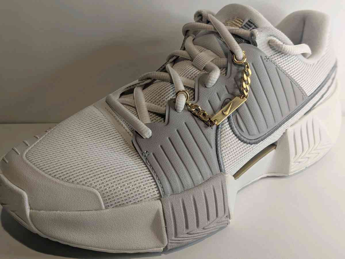 Nike GP Challenger pro - Avondale Estates, Georgia - FleaMarketBay