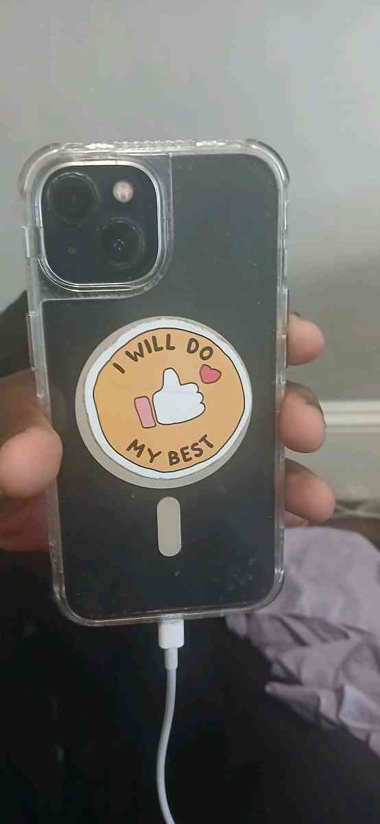 iphone  13 - Waterbury, Connecticut - FleaMarketBay