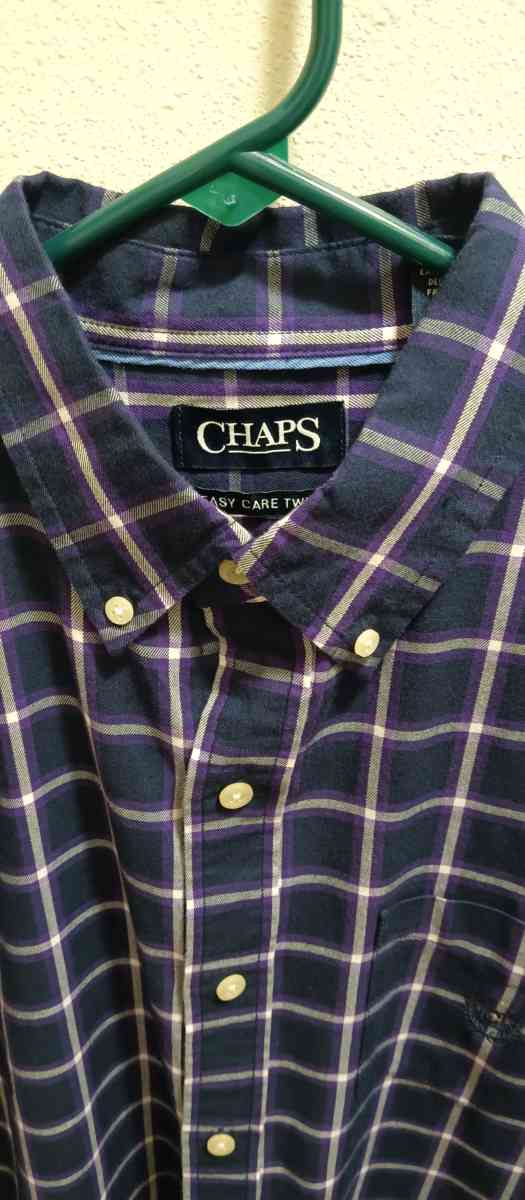 Button down Shirt - San Antonio, Texas - FleaMarketBay