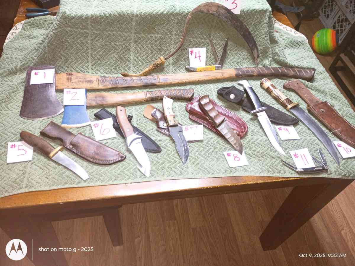 knives collection - Apollo, Pennsylvania