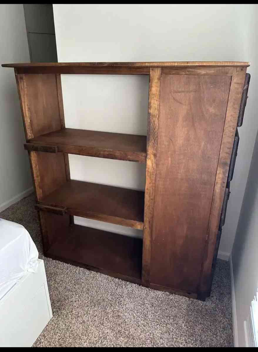 Desk shelves and drawers wood furniture - Kalamazoo, Michigan
